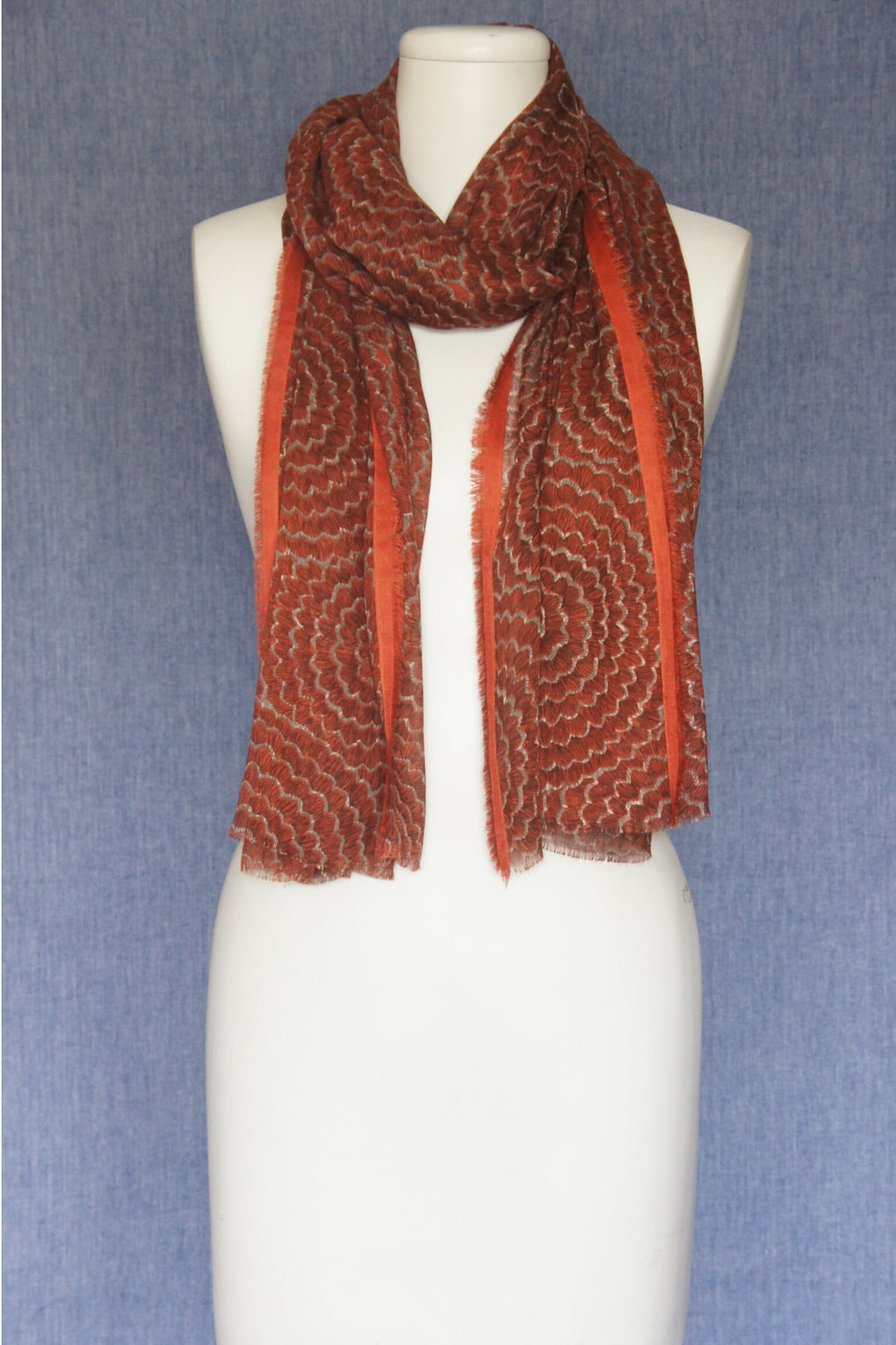 Embroidered Flowers Look Scarf (SE-1580)
